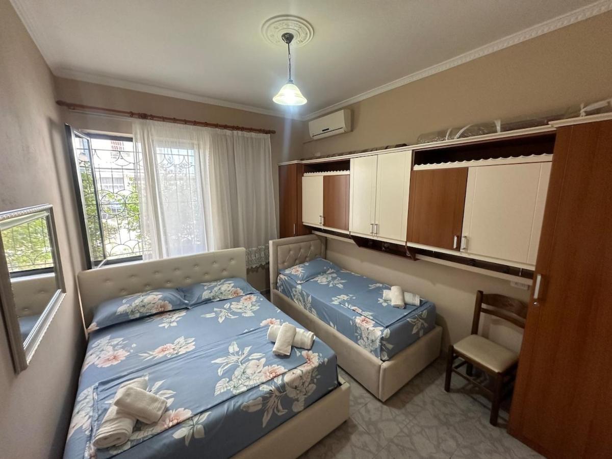 Kevin S House * Durrës